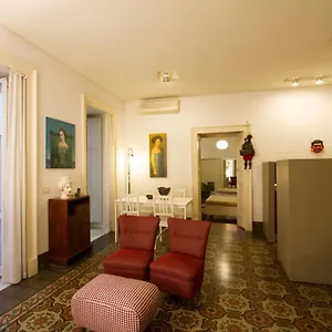 Apartament Tre Vie Con Terrazzo Giardino Pensile